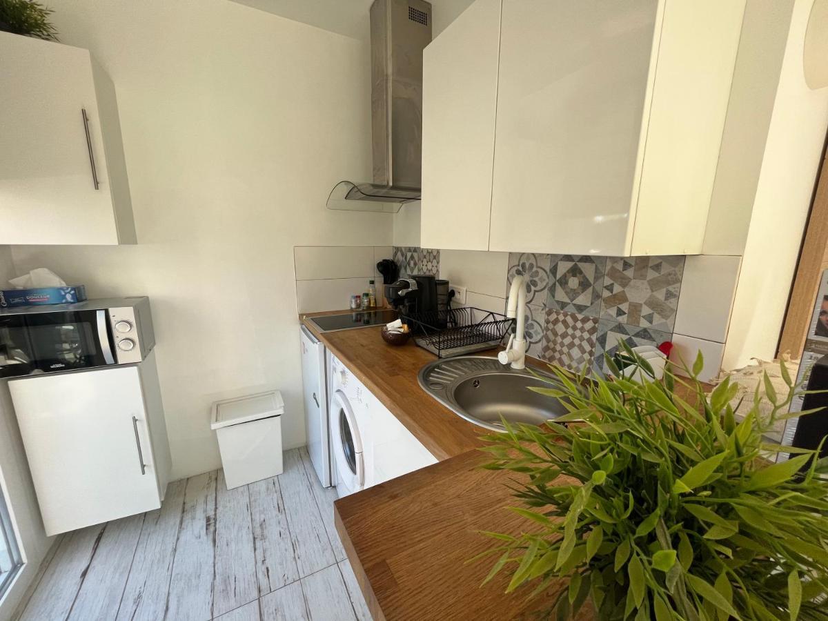 Studio Proche De La Plage De L'Almanarre Hyères Dış mekan fotoğraf